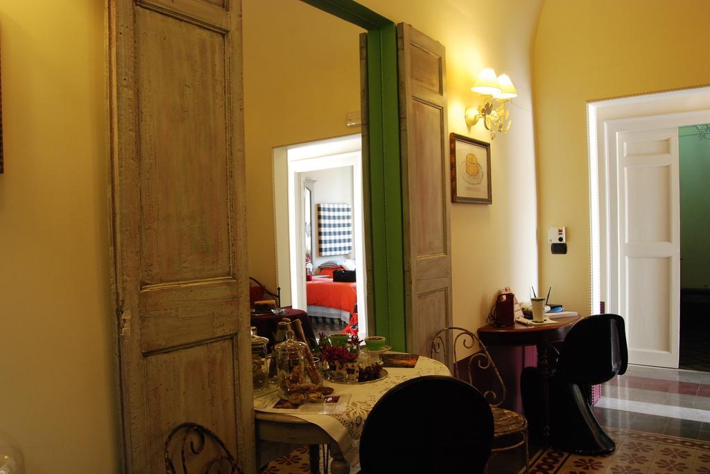 Kemmare Bed & Breakfast Riposto Eksteriør bilde
